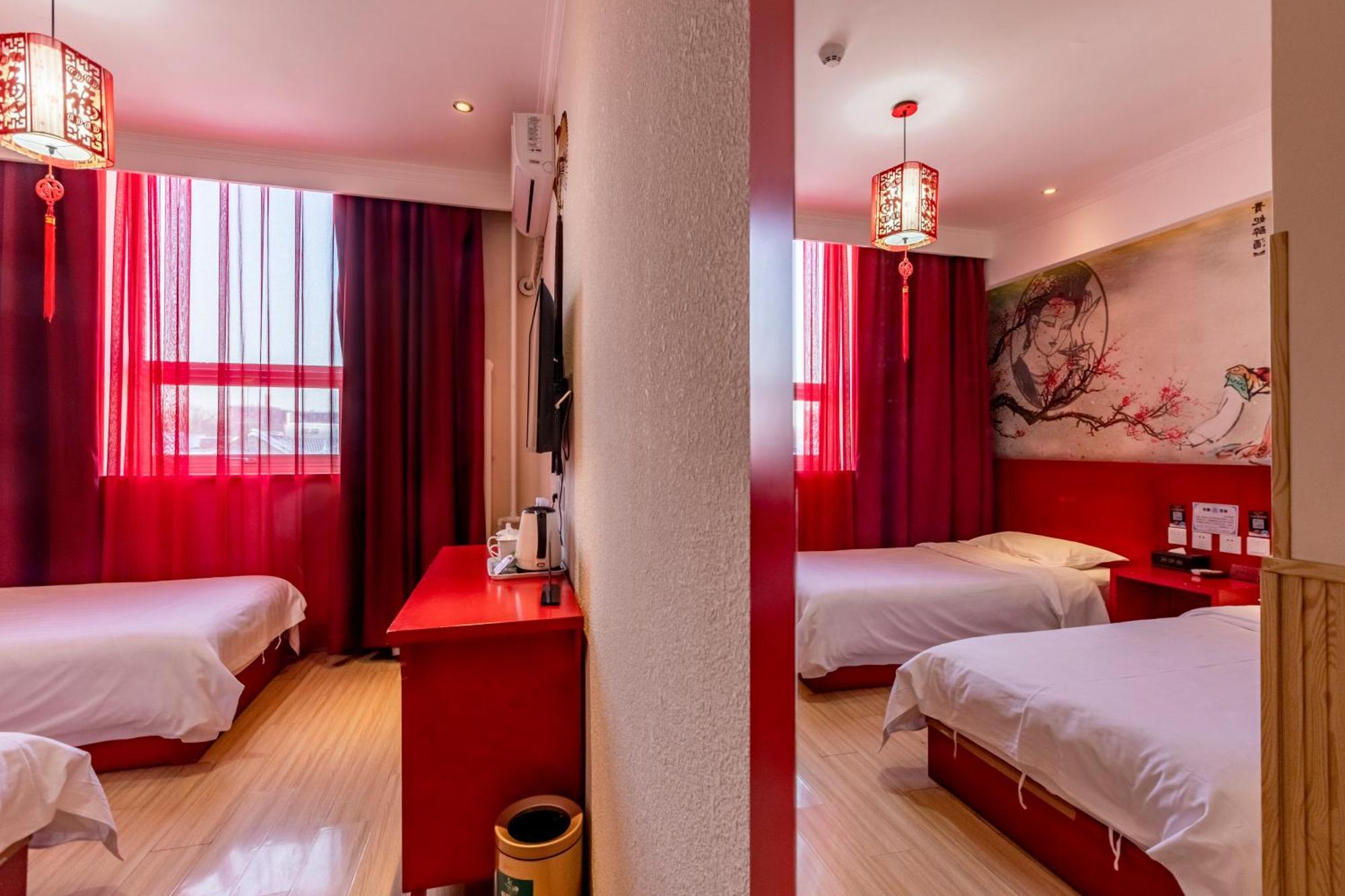 Happy Dragon Alley Hotel-In The City Center With Big Window&Free Coffe, Fluent English Speaking,Tourist Attractions Ticket Service&Food Recommendation,Near Tian Anmen Forbiddencity,Near Lama Temple,Easy To Walk To Nanluoalley&Shichahai Peking Exteriör bild